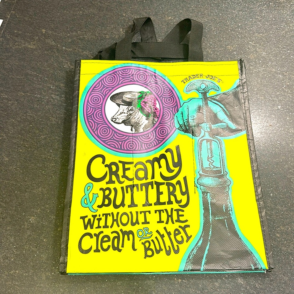 NWOT🤩TRADER JOE’S CREAMY BUTTERY WITHOUT THE CREAM OR BUTTER TOTE